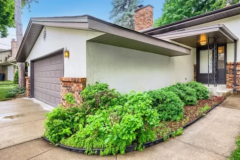 6801 Willow Lane N Brooklyn Center MN 55430