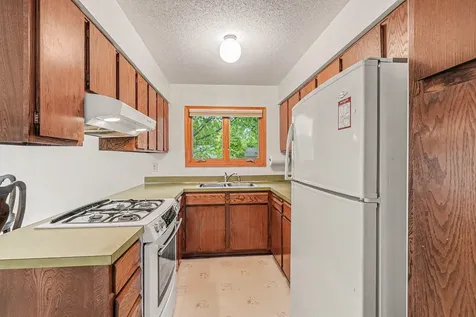 10656 104th Place N Maple Grove MN 55369