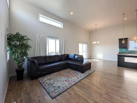 1221 46th Avenue S Moorhead MN 56560