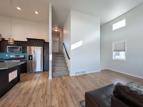 1221 46th Avenue S Moorhead MN 56560