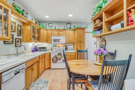 2709 30th Avenue S Fargo ND 58103