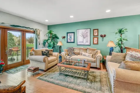2709 30th Avenue S Fargo ND 58103