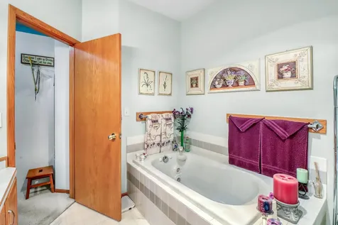 2709 30th Avenue S Fargo ND 58103