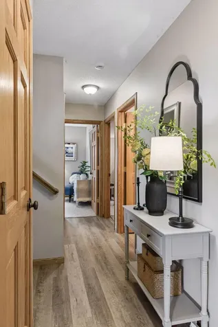 589 Mcknight Road S Saint Paul MN 55119