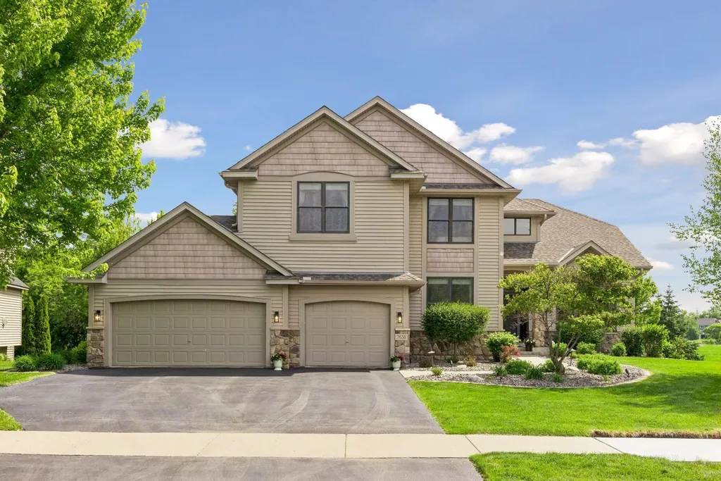 7638 Ridgeview Way Chanhassen MN 55317