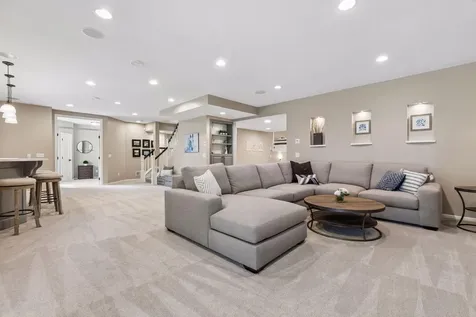 7638 Ridgeview Way Chanhassen MN 55317