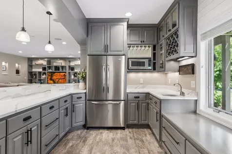 7638 Ridgeview Way Chanhassen MN 55317
