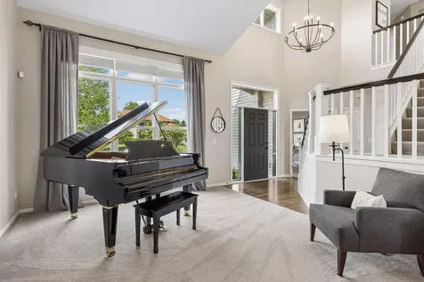 7638 Ridgeview Way Chanhassen MN 55317