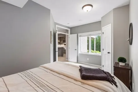 7638 Ridgeview Way Chanhassen MN 55317