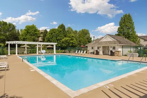 7638 Ridgeview Way Chanhassen MN 55317