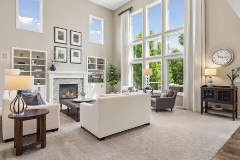 7638 Ridgeview Way Chanhassen MN 55317