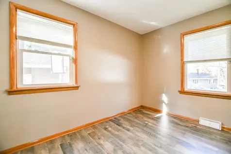 1306 Hillcrest Drive NE Fridley MN 55432