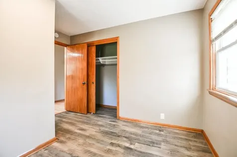 1306 Hillcrest Drive NE Fridley MN 55432