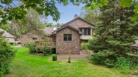 1326 Griffin Avenue Mahtomedi MN 55115