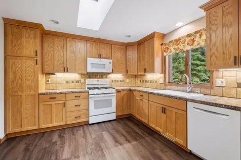 1326 Griffin Avenue Mahtomedi MN 55115
