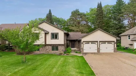 1326 Griffin Avenue Mahtomedi MN 55115