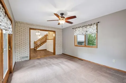 1326 Griffin Avenue Mahtomedi MN 55115