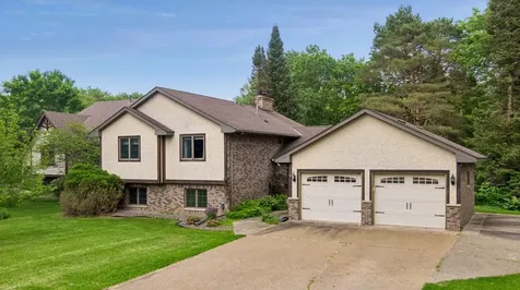 1326 Griffin Avenue Mahtomedi MN 55115