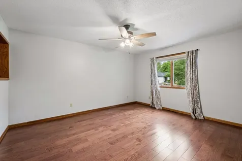 1326 Griffin Avenue Mahtomedi MN 55115