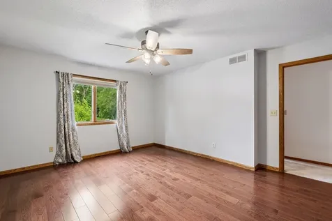 1326 Griffin Avenue Mahtomedi MN 55115