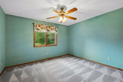 1326 Griffin Avenue Mahtomedi MN 55115