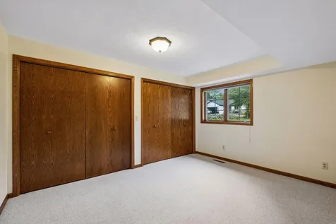 1326 Griffin Avenue Mahtomedi MN 55115