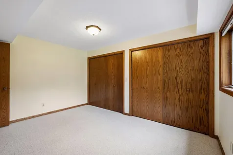 1326 Griffin Avenue Mahtomedi MN 55115
