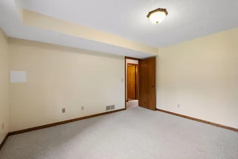 1326 Griffin Avenue Mahtomedi MN 55115