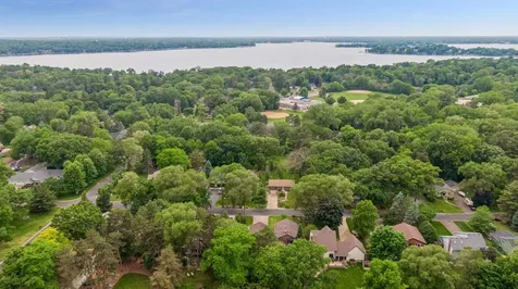 1326 Griffin Avenue Mahtomedi MN 55115
