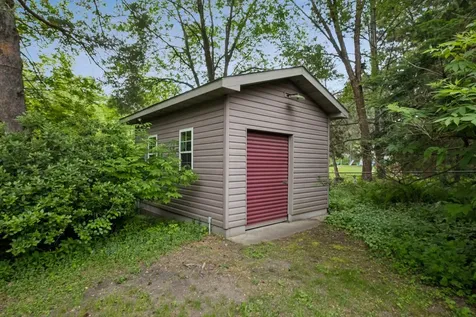 1326 Griffin Avenue Mahtomedi MN 55115