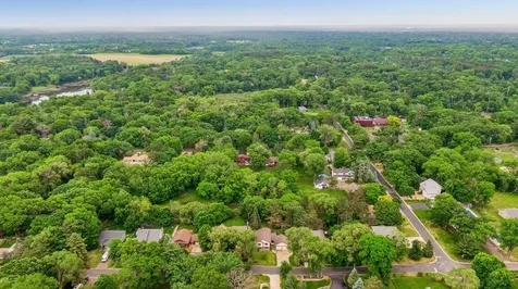 1326 Griffin Avenue Mahtomedi MN 55115