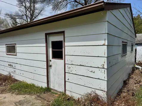 915 6th Avenue E Alexandria MN 56308