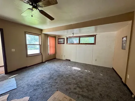915 6th Avenue E Alexandria MN 56308