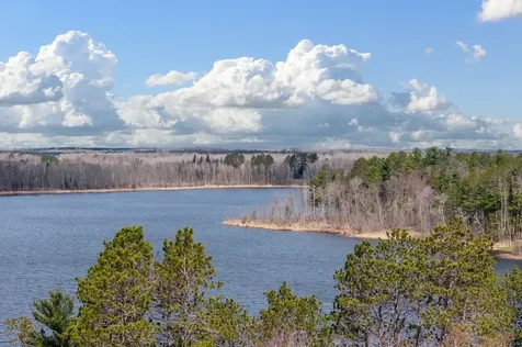 10401 - 10403 Vermillion Point Drive NE Deer River MN 56636
