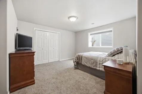 219 6th Street E Horace ND 58047