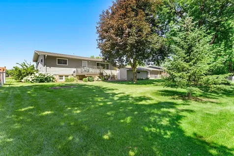 835 Harrington Street SW Hutchinson MN 55350