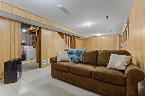 835 Harrington Street SW Hutchinson MN 55350