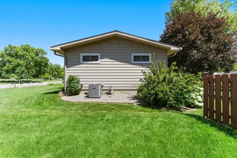 835 Harrington Street SW Hutchinson MN 55350