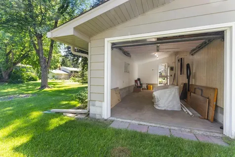 835 Harrington Street SW Hutchinson MN 55350