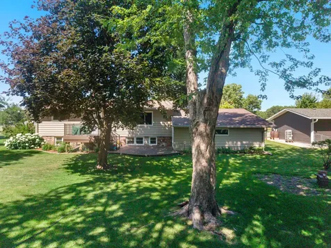 835 Harrington Street SW Hutchinson MN 55350