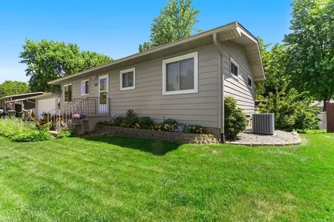 835 Harrington Street SW Hutchinson MN 55350