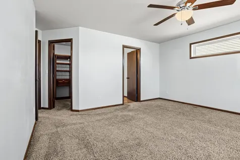 5926 56th Avenue S Fargo ND 58104