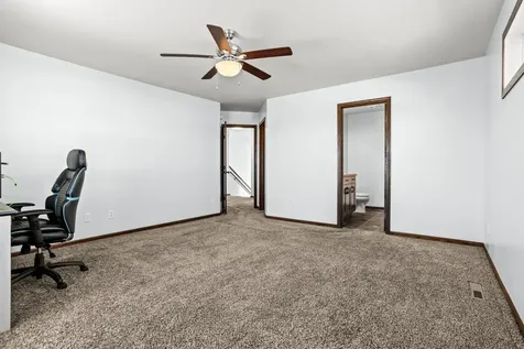 5926 56th Avenue S Fargo ND 58104