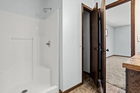 5926 56th Avenue S Fargo ND 58104