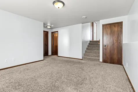 5926 56th Avenue S Fargo ND 58104