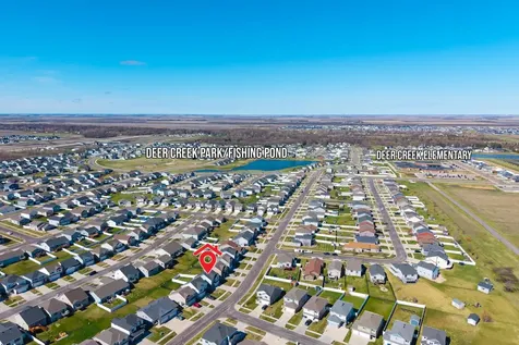 5926 56th Avenue S Fargo ND 58104