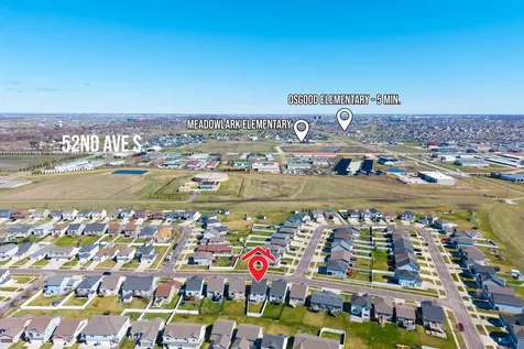 5926 56th Avenue S Fargo ND 58104