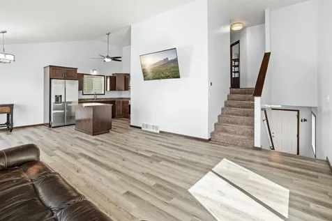 5926 56th Avenue S Fargo ND 58104