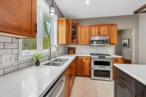 4798 Red Pine Court Eagan MN 55123