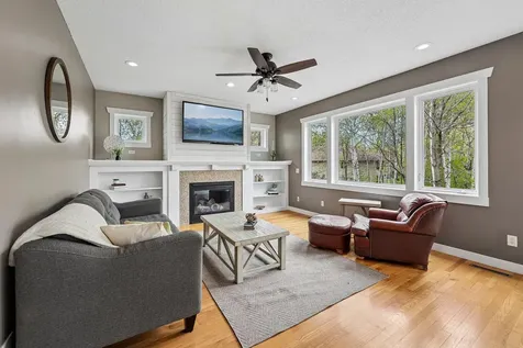 4798 Red Pine Court Eagan MN 55123